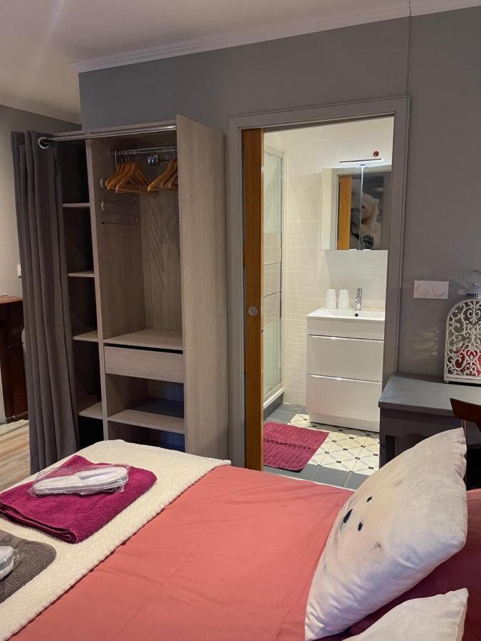 La Montagnette L Oursson Chambre Maison En Travaux De 10H A 17H Moutiers  Esterno foto