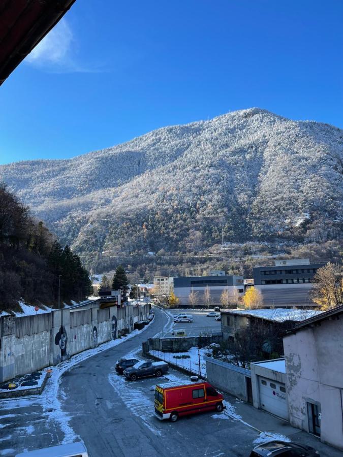 La Montagnette L Oursson Chambre Maison En Travaux De 10H A 17H Moutiers  Esterno foto