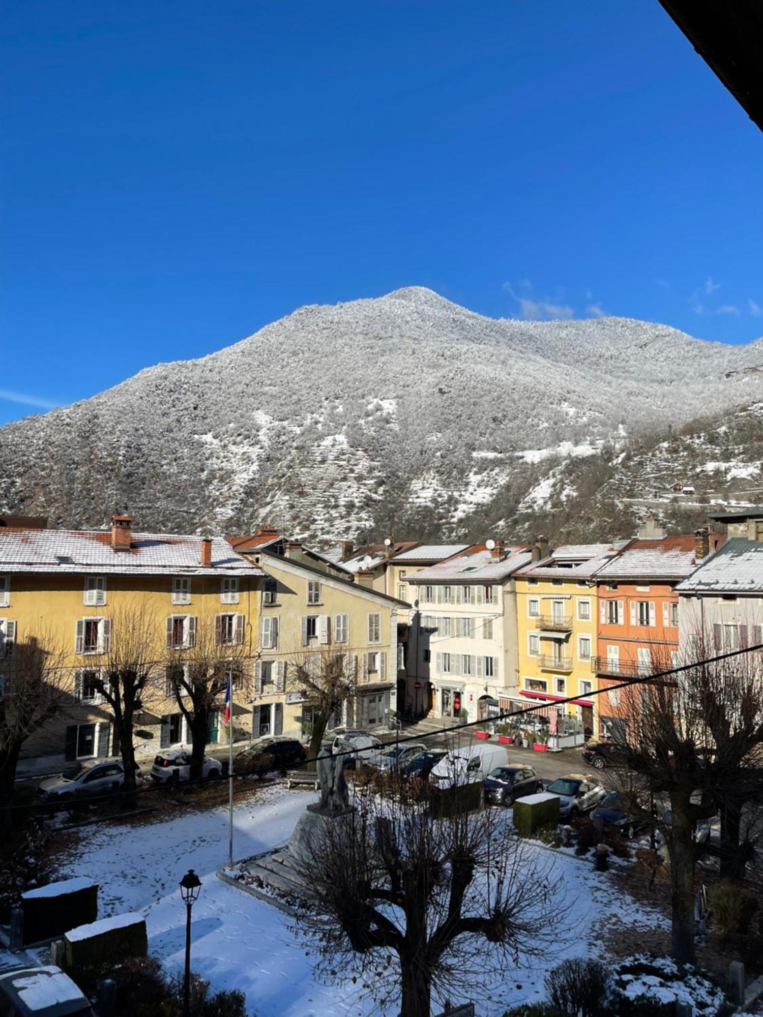 La Montagnette L Oursson Chambre Maison En Travaux De 10H A 17H Moutiers  Esterno foto